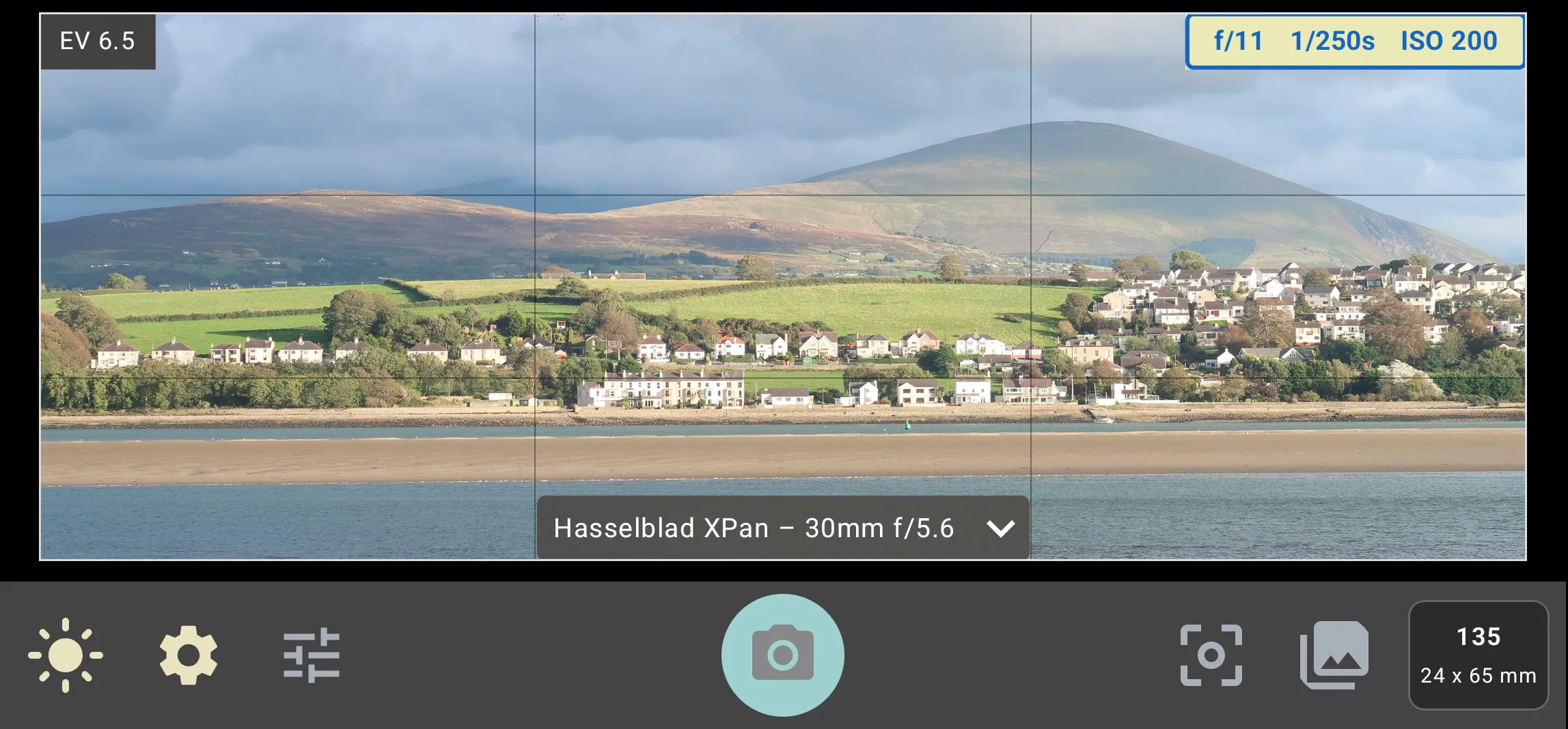 FinderView main screen showing a 24x65 panoramic framing layout.